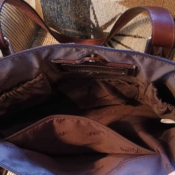 Vintage Fossil Genuine Leather Shoulder Tote - Picture 4 of 16